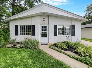112 Brace Ave, Elyria, OH 44035