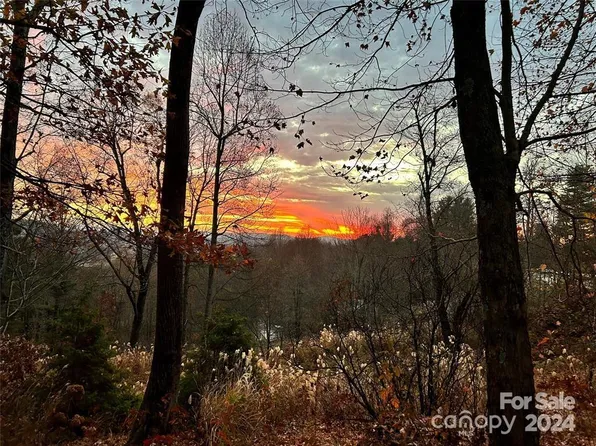 0 Corn Mountain Rd, Hendersonville, NC 28792