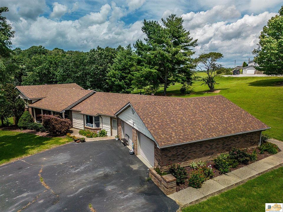 1st image of 32 Beechtop Ln