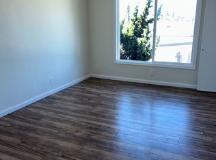 1115 W 111th St #4, Los Angeles, CA 90044