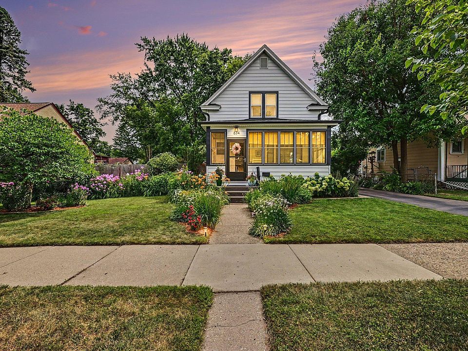 1st image of 834 Stryker Ave