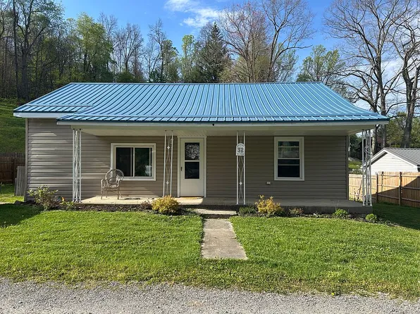 117 Marstiller Pl, Norton, WV 26285