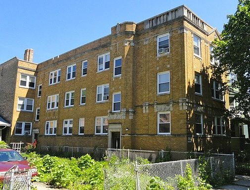 1st image of 4029 N Monticello Ave APT 1E