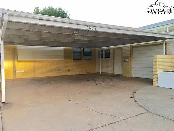 3rd image of 4634 Fairway Blvd