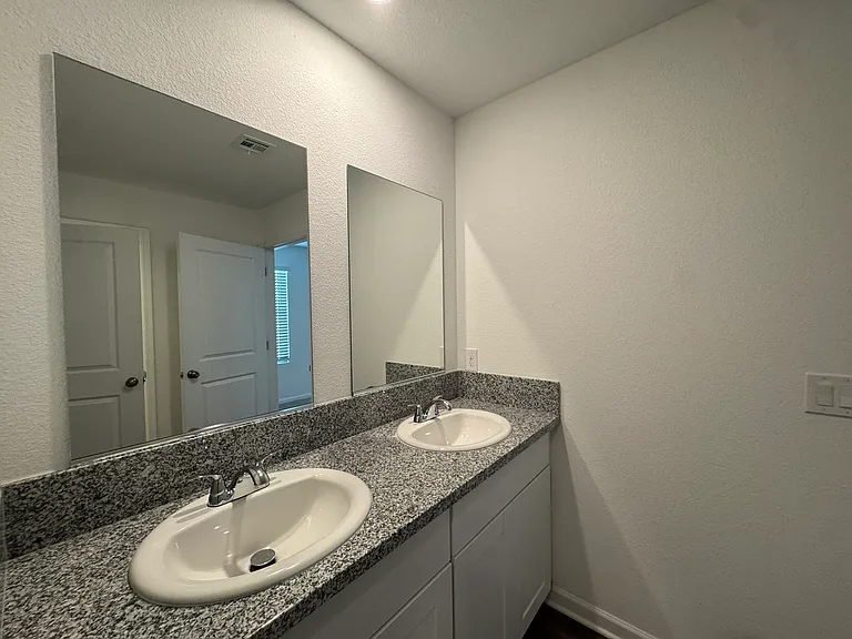 2800 Steamship Dr — Photo 18