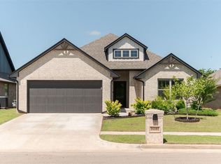 16101 Villa Valeria Way, Edmond, OK 73013