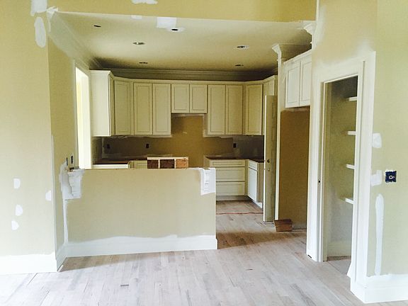 Kitchen granite & stainless 