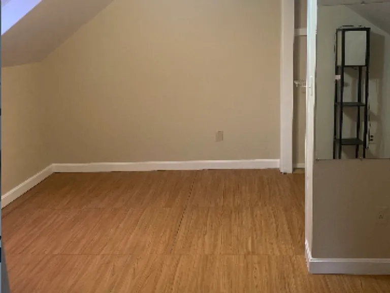 17 Ring Ave #2A — Photo 4