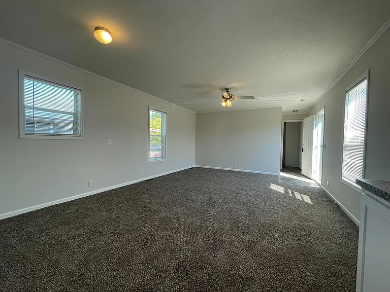 38000 Le Chateau Blvd #521 — Photo 5