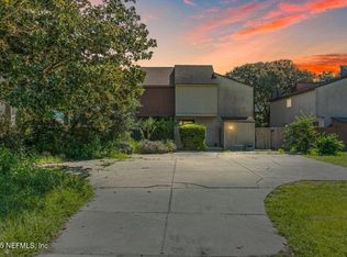 1741 SEMINOLE Road, Atlantic Beach, FL 32233