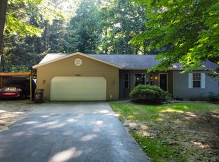 5839 Ell Ct, Fennville, MI