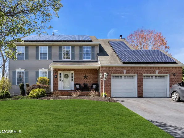 11 Andrew Street, Howell, NJ 07731