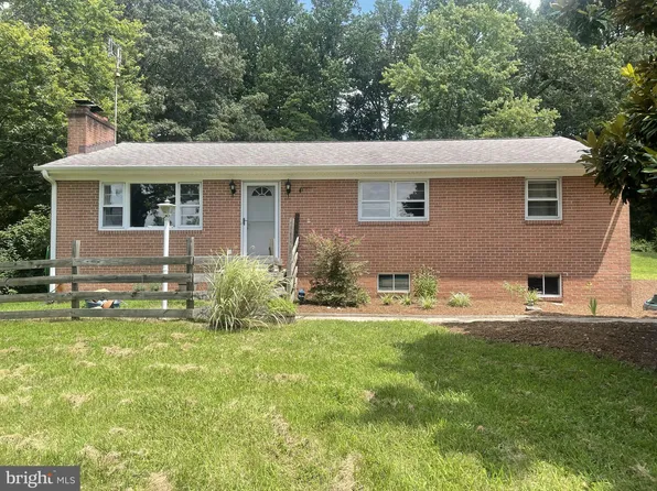 8610 Croom Rd, Upper Marlboro, MD 20772