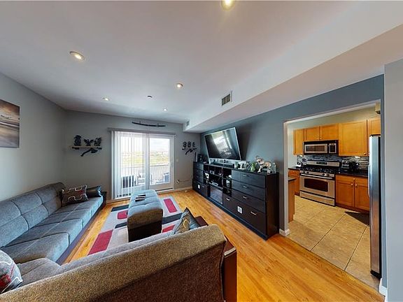 5th image of 1966 Bergen Ave APT 3I