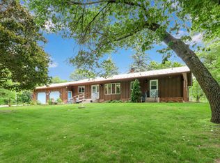 28122 Timber Lane Rd, Paynesville, MN 56362
