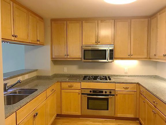 3rd image of 88 Wharf St Unit 504