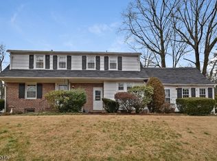 437 Ridgewood Rd, Maplewood, NJ 07040