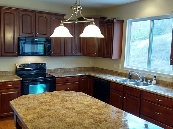 Large Kitchen with Island