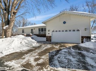 24 Summit Ave S, Sauk Rapids, MN 56379