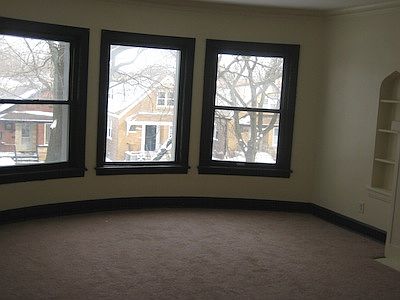 2nd image of 8136 S Saginaw Ave APT 2