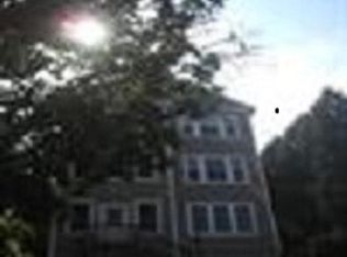 163 Perry Ave #1, Worcester, MA 01610