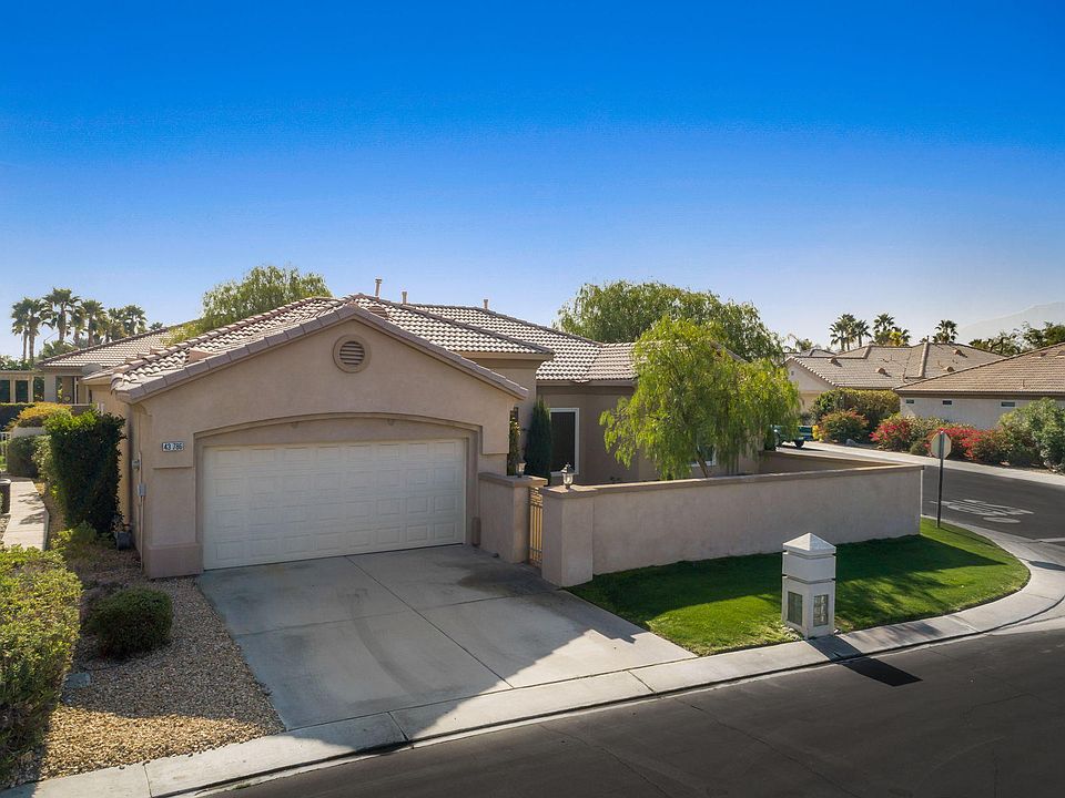 1st image of 43786 Royal Saint George Dr