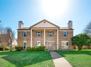 714 Carriagehouse Ln, Garland, TX 75040
