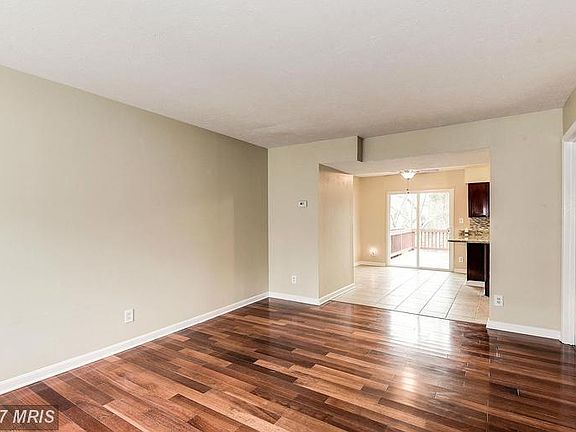 5th image of 13607 Deerwater Dr #8