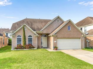 9927 Up Country Ln, Conroe, TX 77385