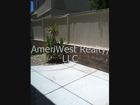 5th image of 8240 New Leaf Ave
