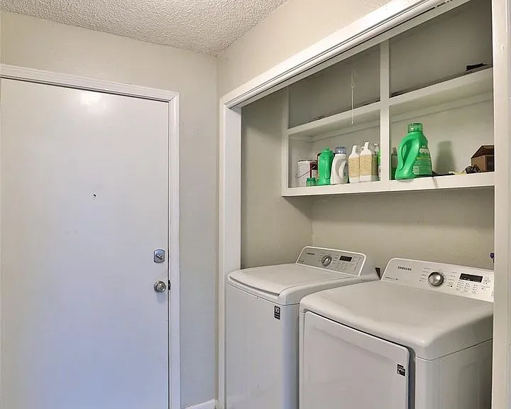 218 College Dr — Photo 12