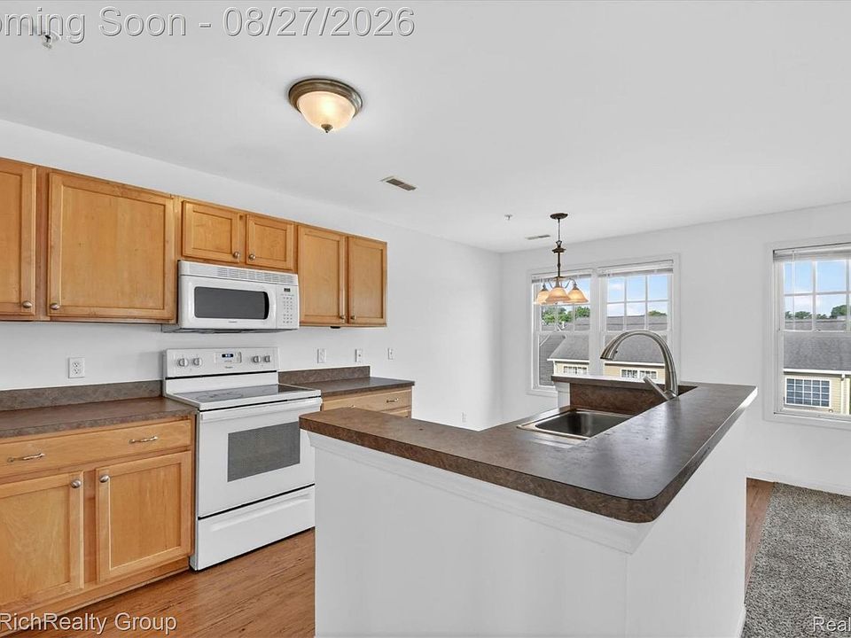 209 Amys Walk, photo 12