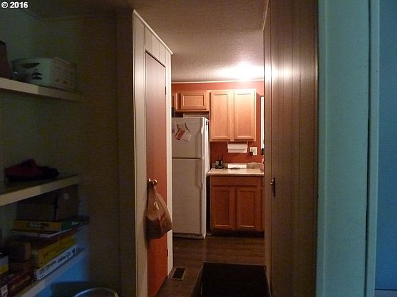 4th image of 14209 NE 350th St