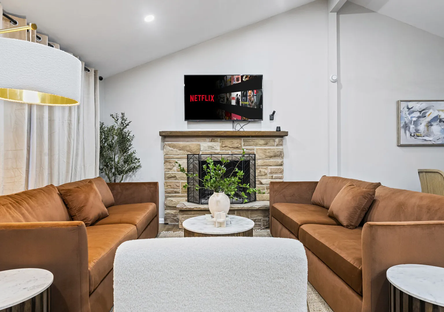 Mt. Prospect 4BR Haven Awaits — Photo 1