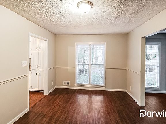 4th image of 4033 Stonemont Dr