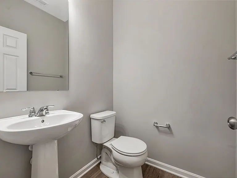 4860 Osprey Pointe Dr — Photo 29