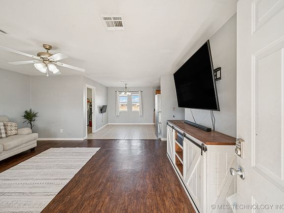 4th image of 17755 S 49th West Ave
