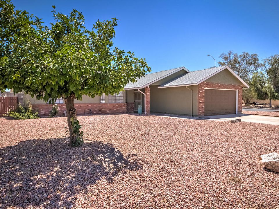 2nd image of 1707 N Platina Cir