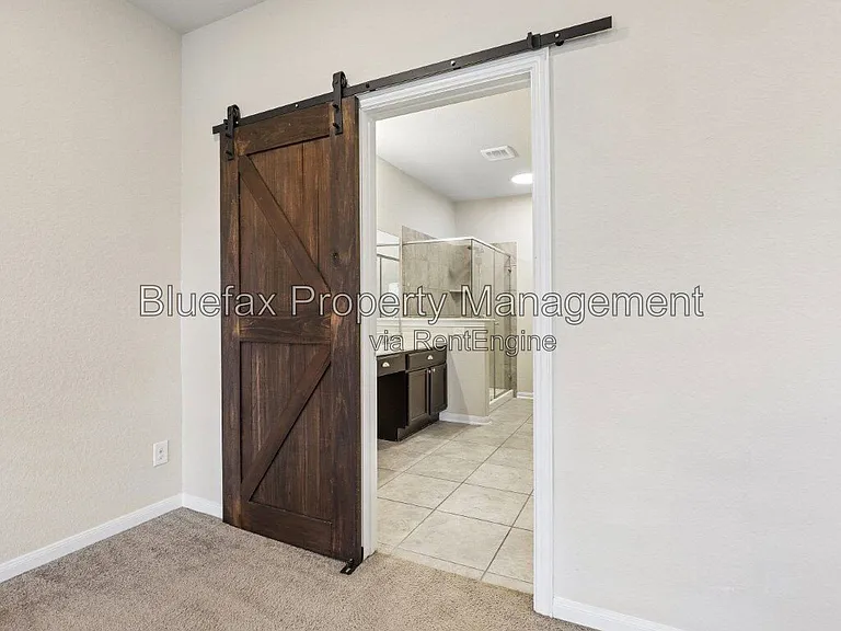 1807 Golden Maple — Photo 33
