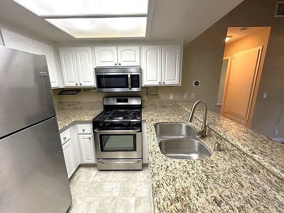 4th image of 1309 W Mission Blvd Unit 16