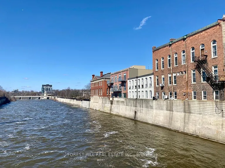 18 Water St N #1 — Photo 10