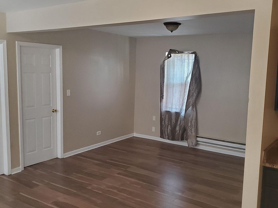 1st image of 2214 S Keeler Ave House 1