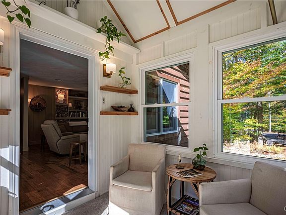 5th image of 2414 S Shore Rd