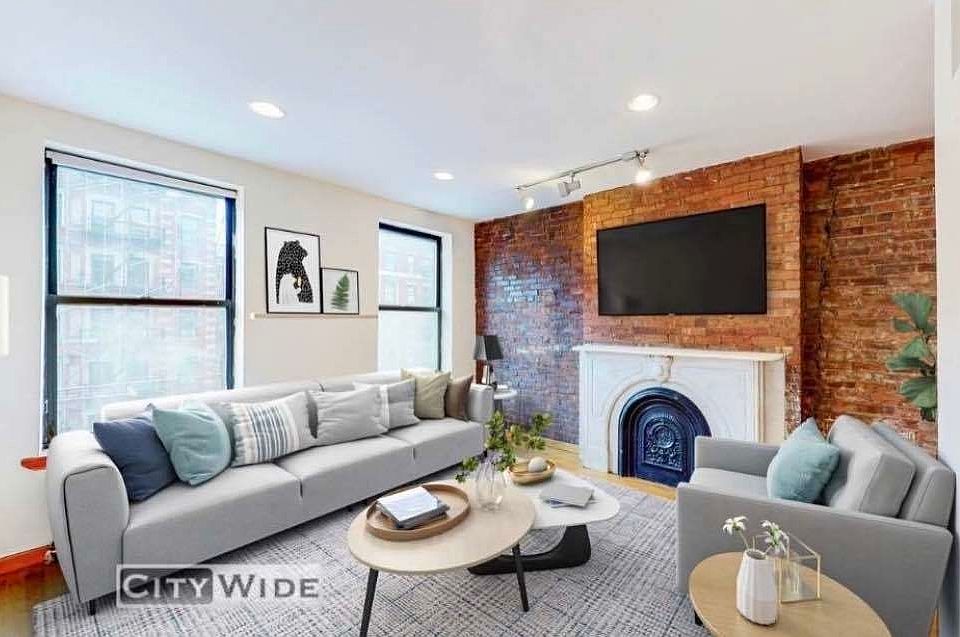 1st image of 303 E 9th St #1E
