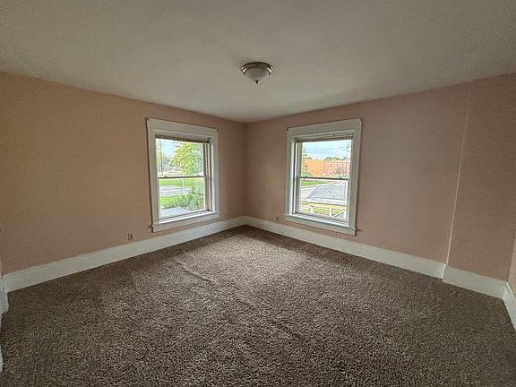 3rd image of 326 3rd Ave S