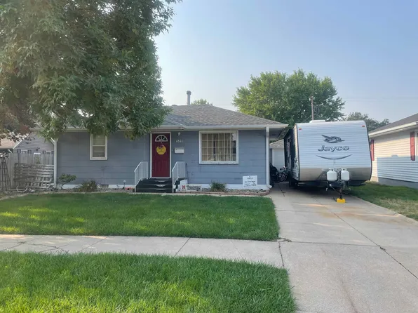 1811 Bateman St, Hastings, NE 68901