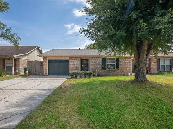 224 Dianne Dr, Saint Rose, LA 70087