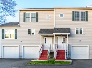 800 Seaview Ave #820-2, Bridgeport, CT 06607