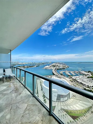 888 Biscayne Blvd #4803 Photo 1