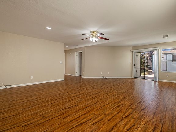 5th image of 1206 Yellowhammer Dr